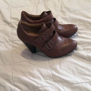 Brown Eurosoft Sofft shoes